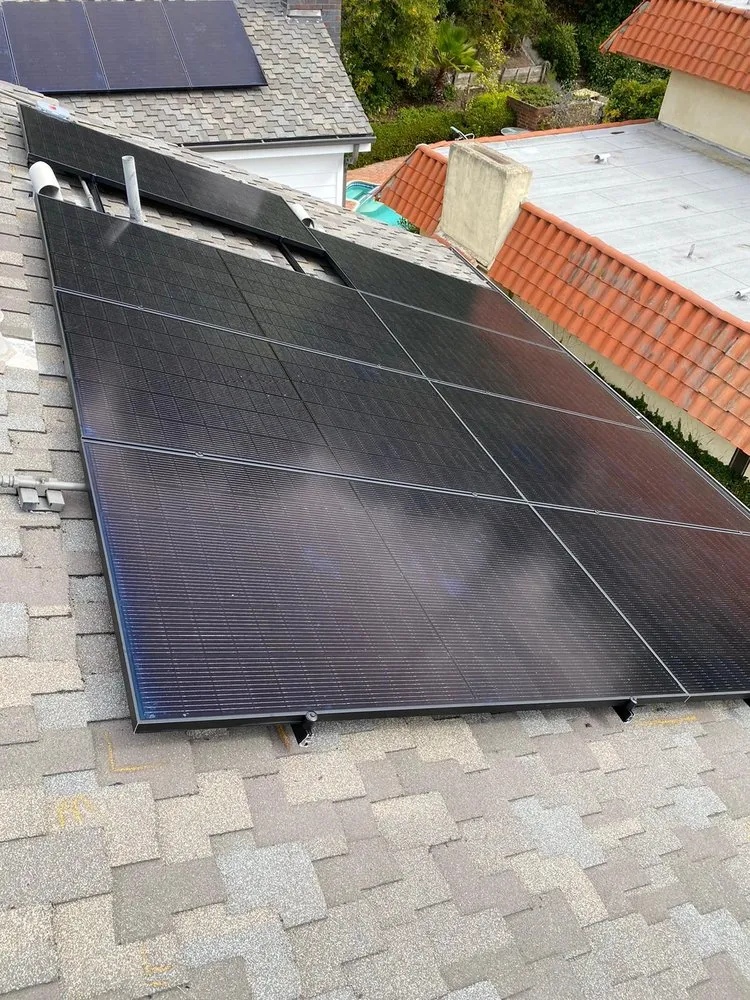 Certified electrician providing electrical repair in ,