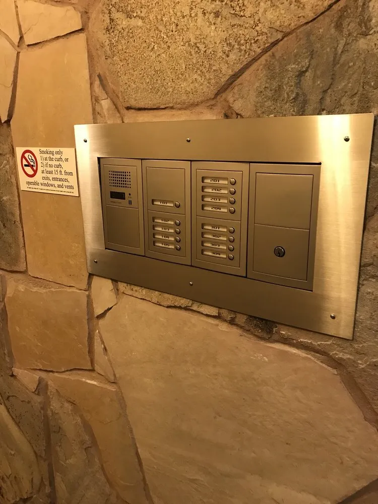 Slide of Cali Communications and Wiring