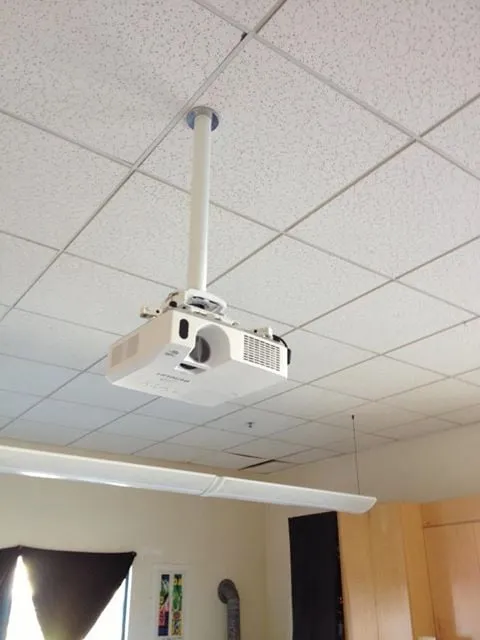 Emergency outlet and switch repair in ,  by Cali Communications and Wiring