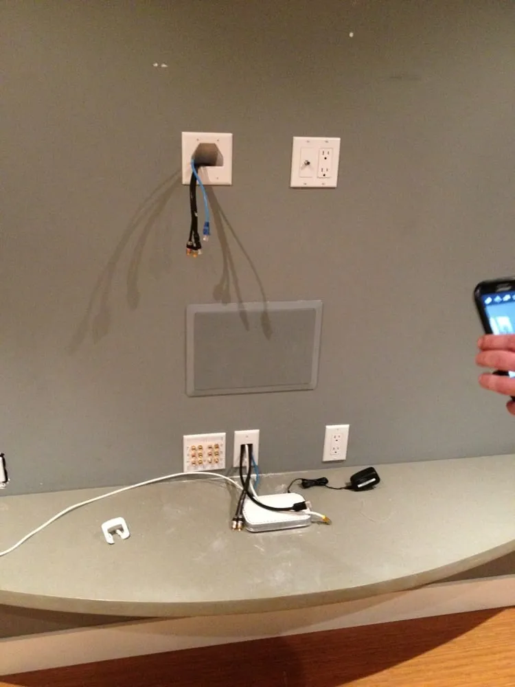 Reliable circuit breaker repair service in ,  - Cali Communications and Wiring