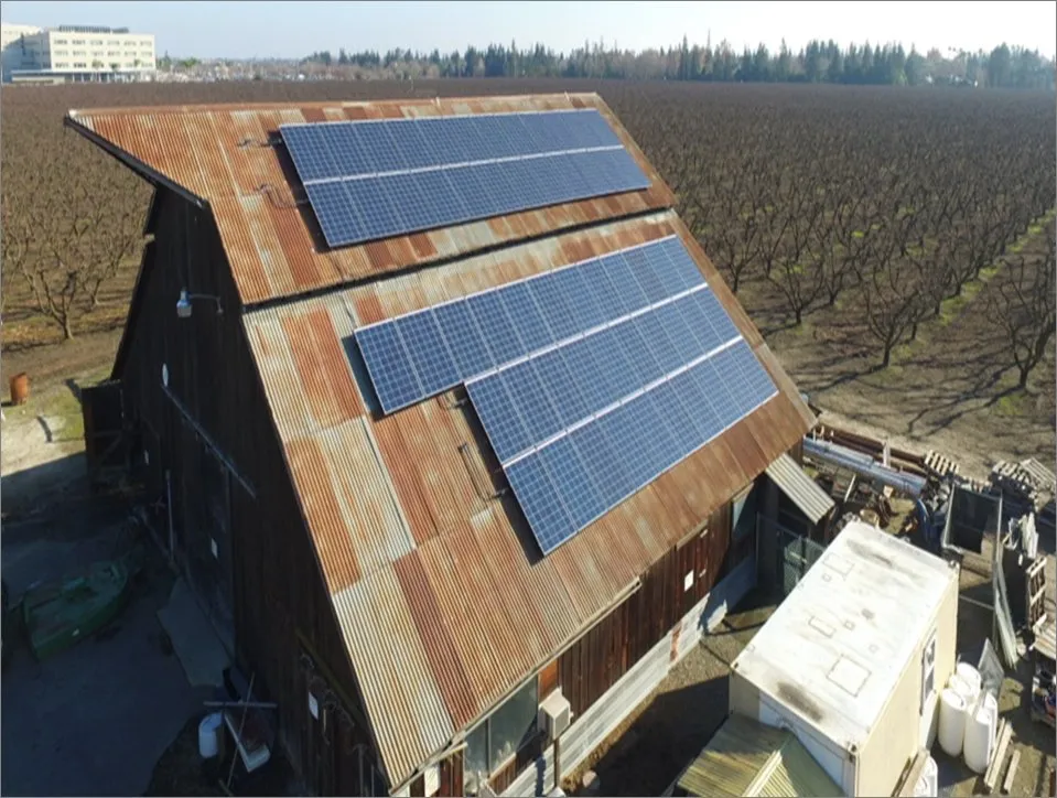 Expert electrician providing circuit breaker repair in ,