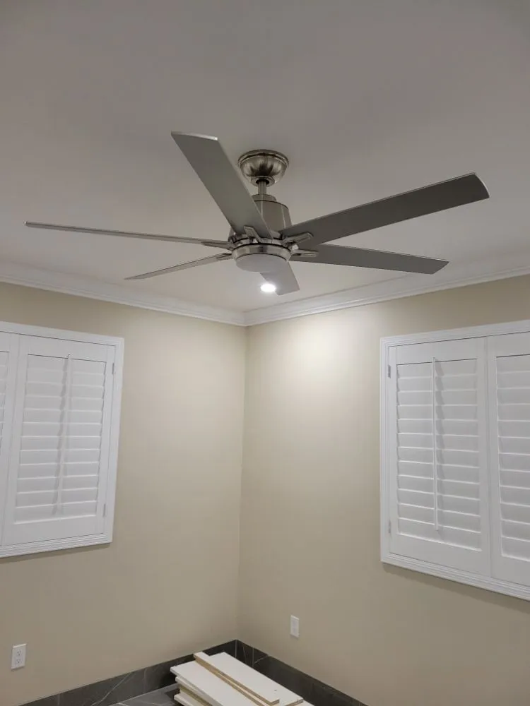 Slide of Calisco Electric