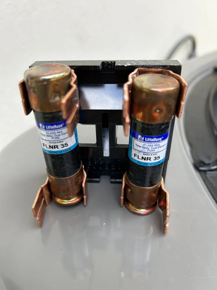 Slide of Callejas Maintenance Services