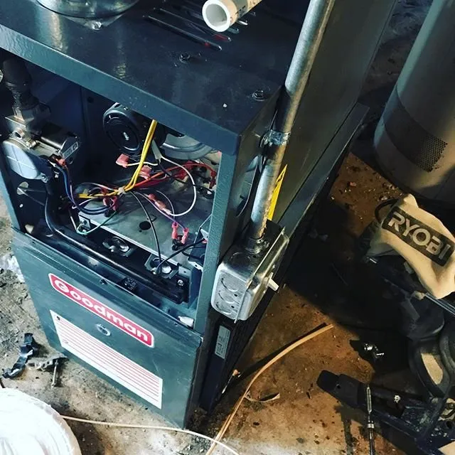 Slide of Calumet Heights Emergency Electrician