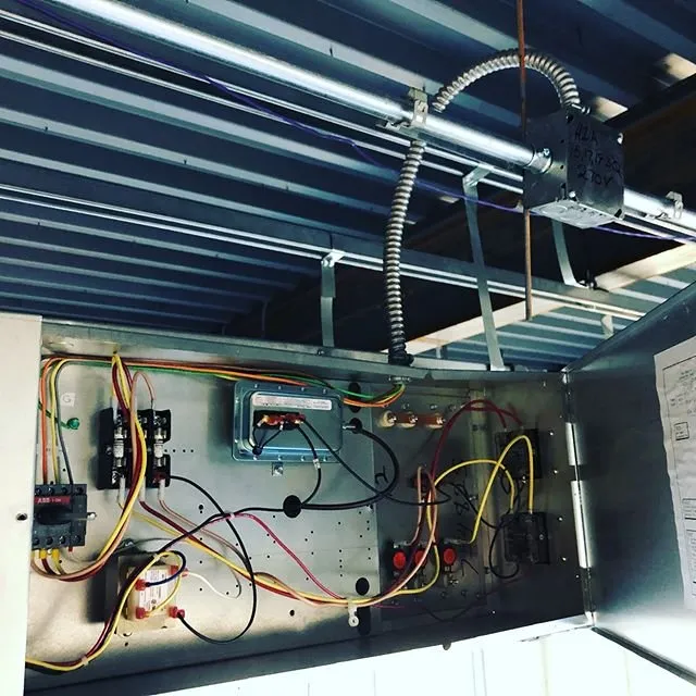 Slide of Calumet Heights Emergency Electrician