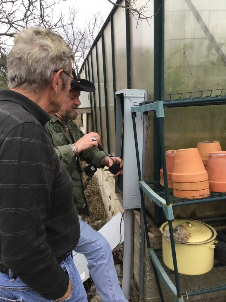 Certified electrical repair in , by Calvert Electrical Service