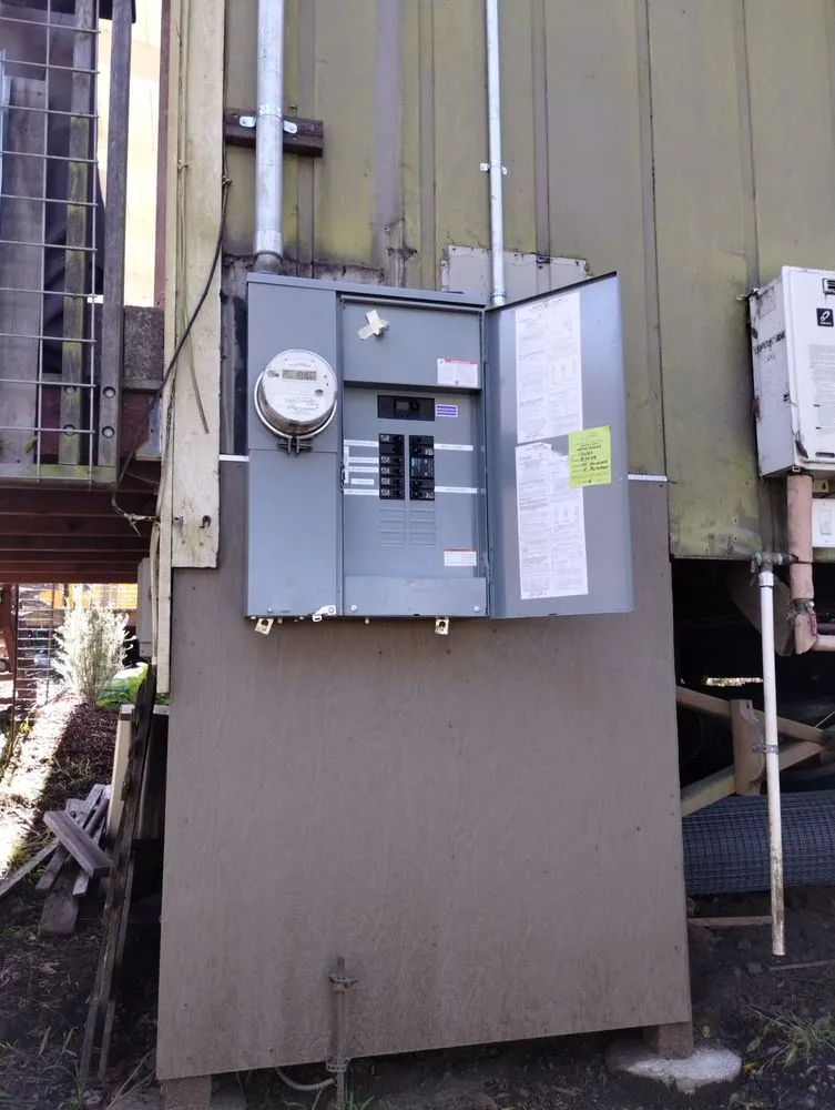 Slide of Cameron's Custom Electrical Contracting