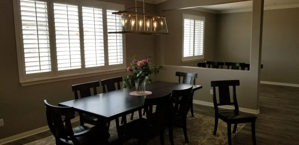 Slide of Candee Electric