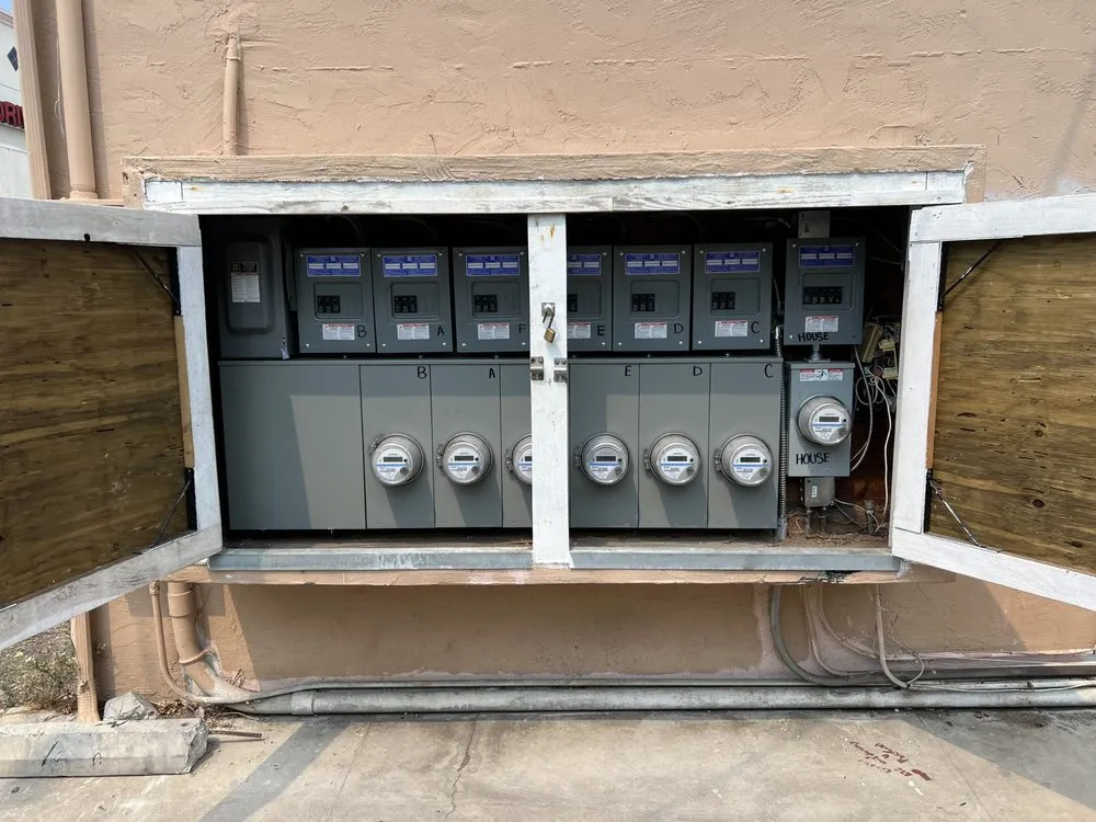 Slide of Cano Electric