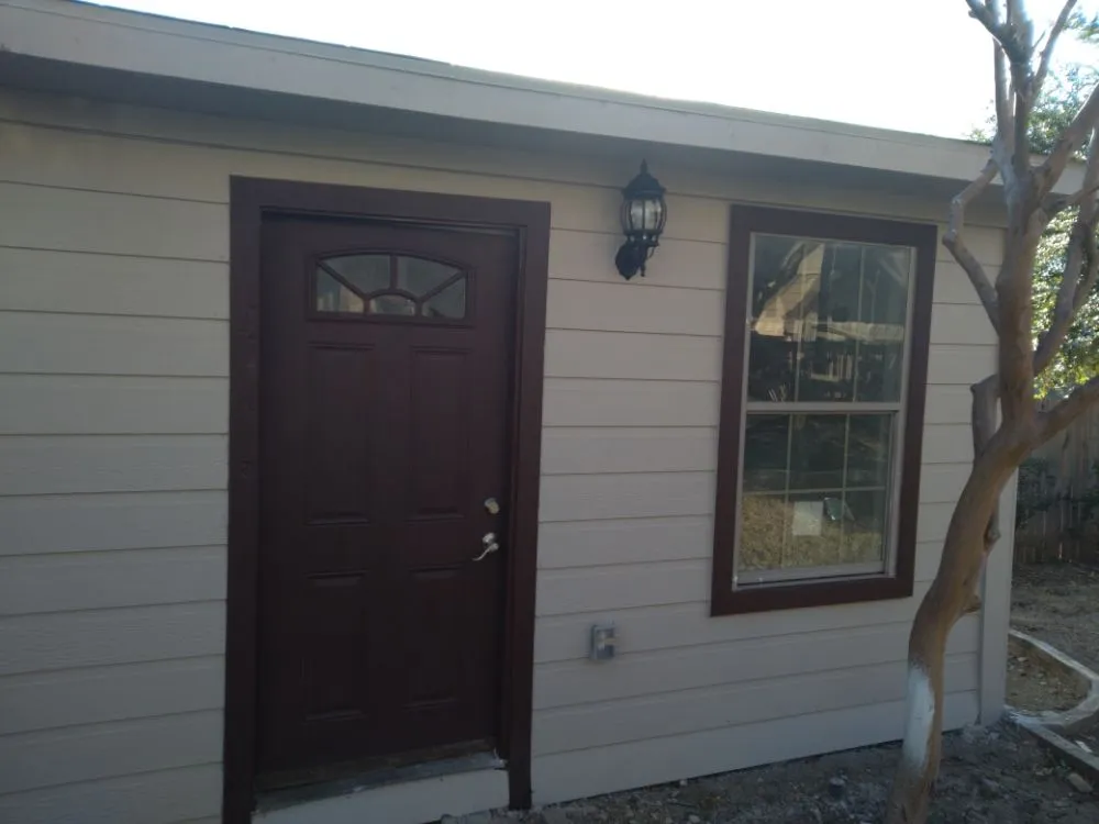Reliable electrician providing panel upgrade in Del Valle, TX - Cantu Electric Service
