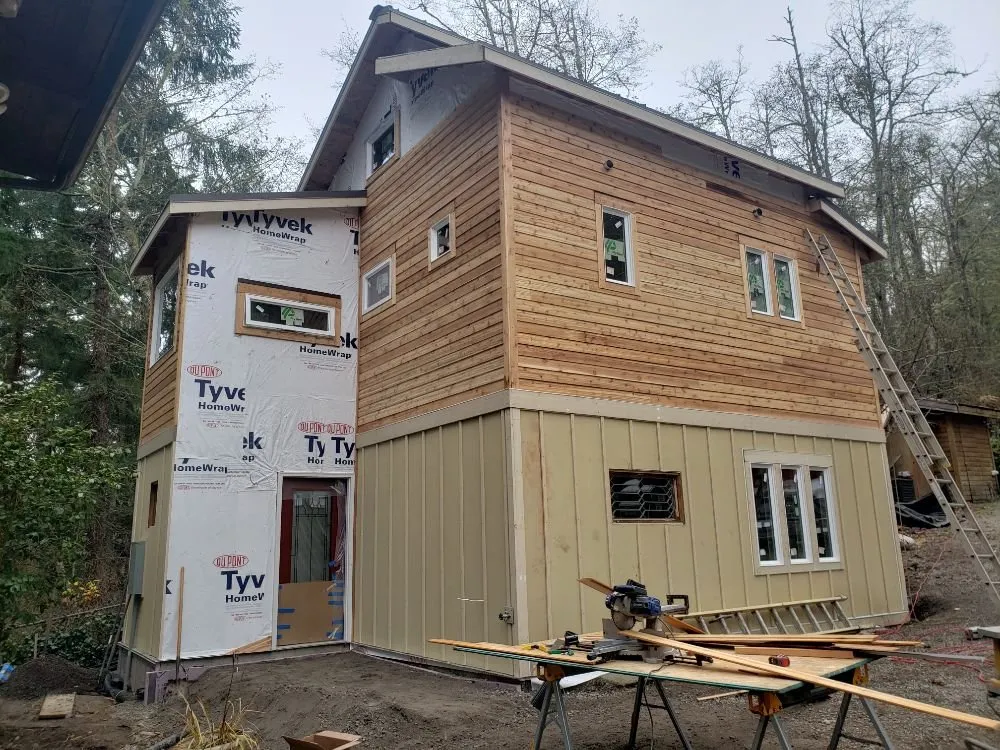 Slide of Capitol Builders