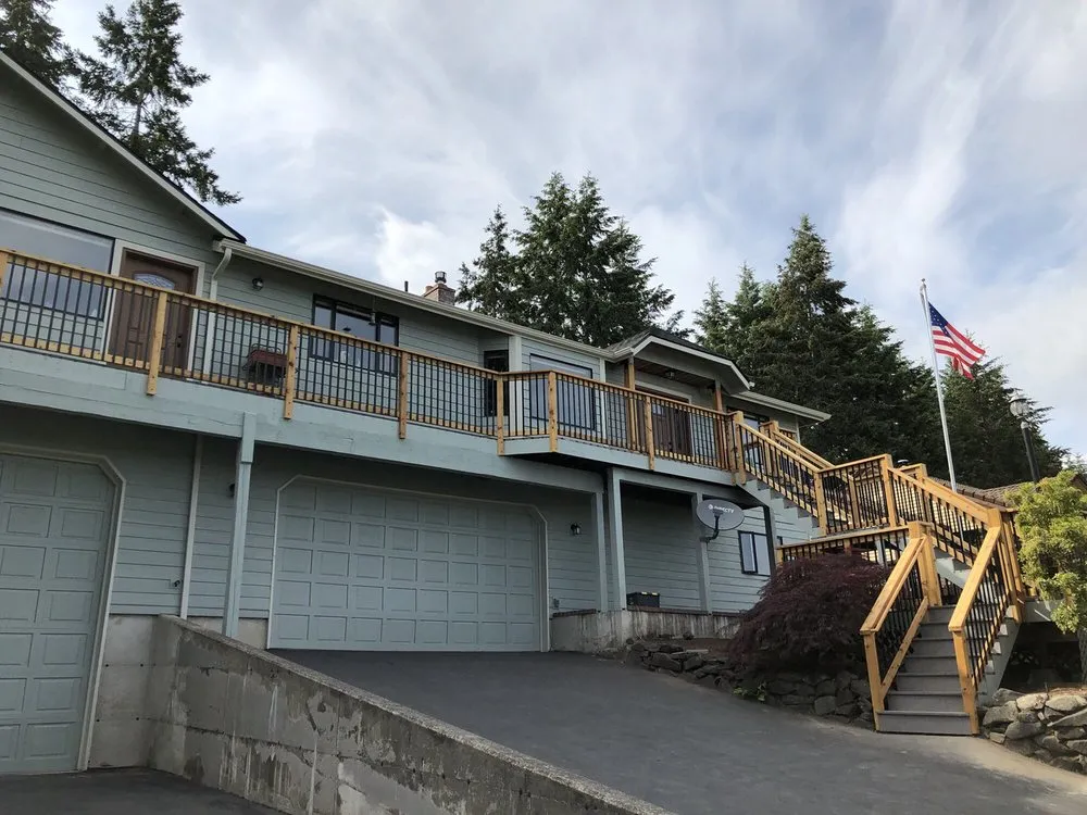 Slide of Capitol Builders