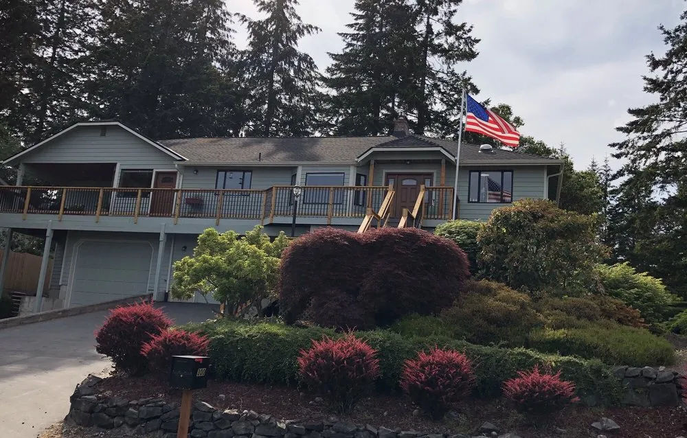 Professional electrical repair experts serving ,  - Capitol Builders