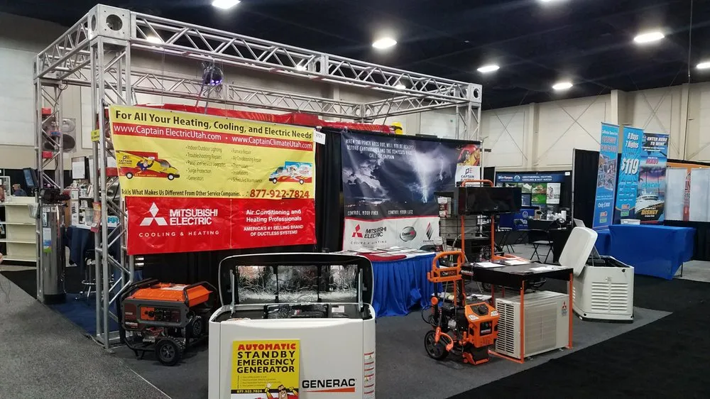 Licensed electrician providing electrical repair in , 