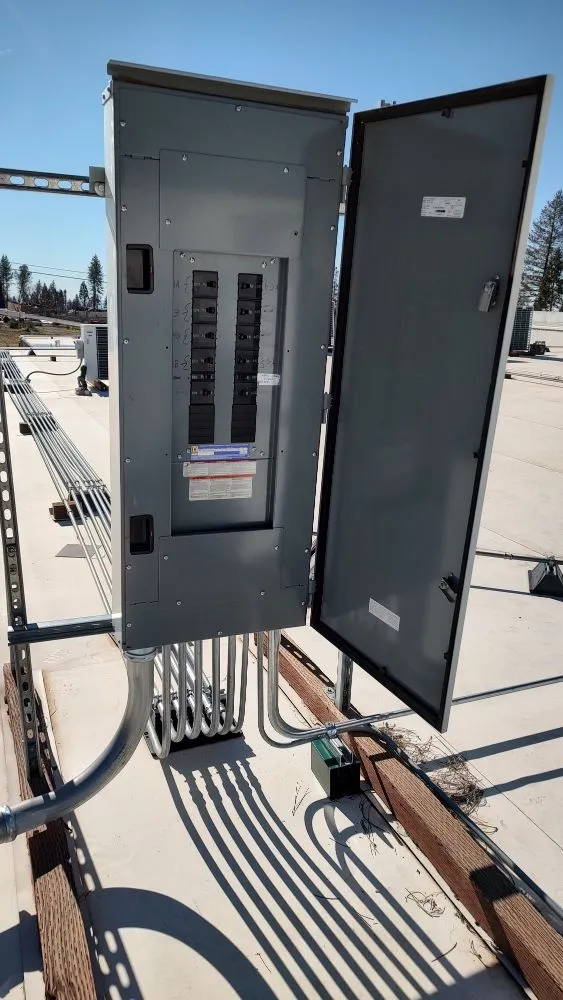 Slide of Captain Todd's Lighting & Electrical