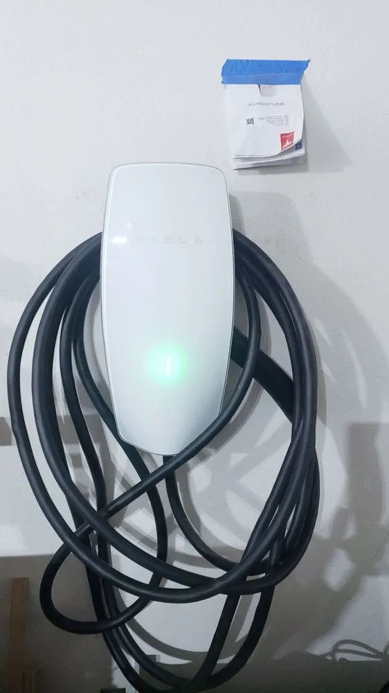 Licensed circuit breaker repair experts serving ,  - Car Charger Guy