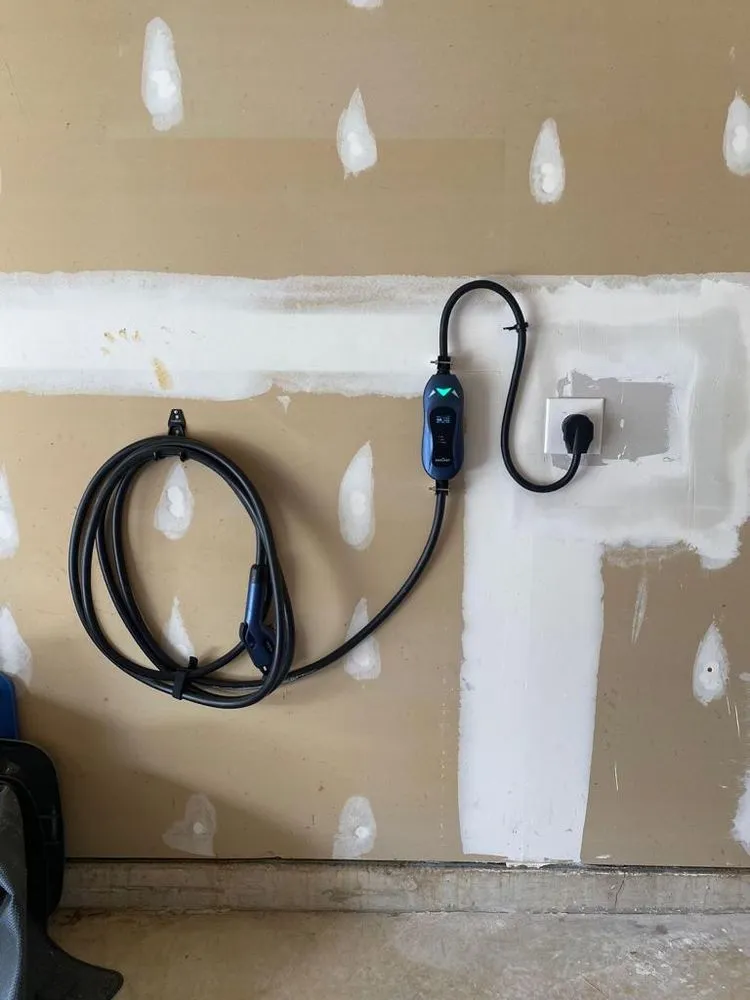 Slide of Car Charging Installers