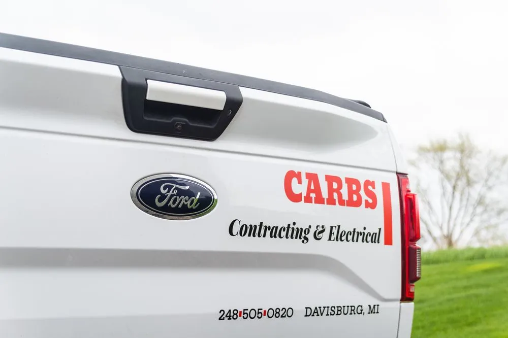 Reliable electrician providing outlet and switch repair in Davisburg, MI - CARBS Contracting & Electrical