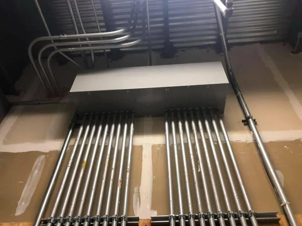 Slide of Carcamo Electricians