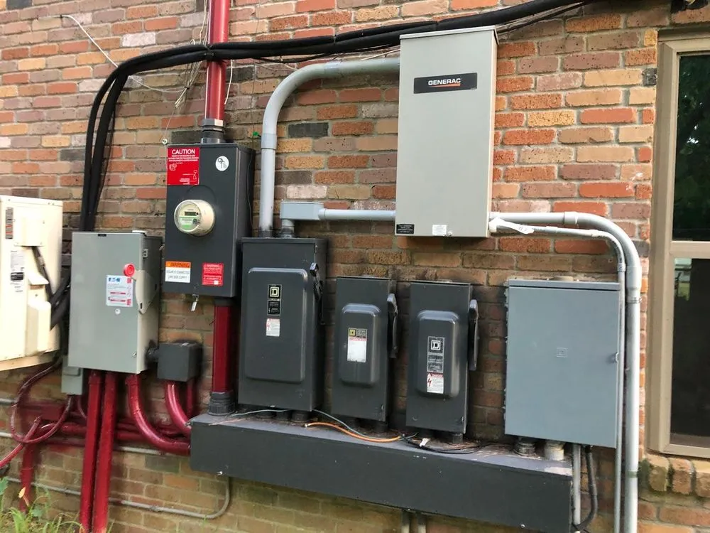 Slide of Carcamo Electricians