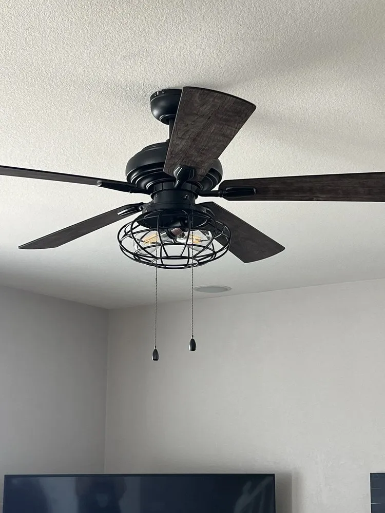 Slide of Cardenas Electric