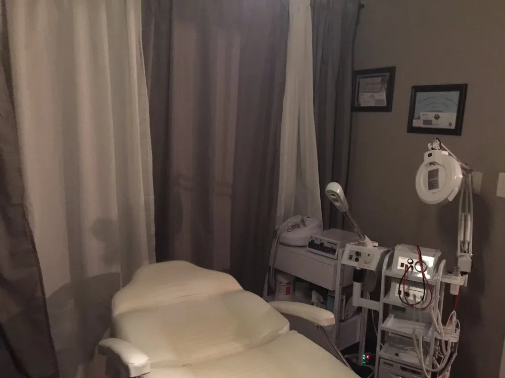 Licensed lighting installation service in , - Cardenas Electric