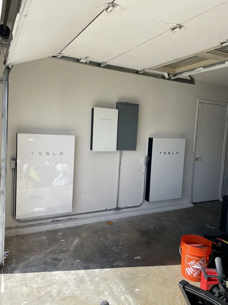 Slide of Cardona Electric