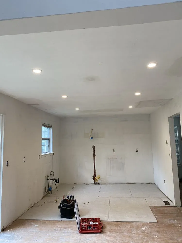 Slide of Carini Maintenance & Repairs