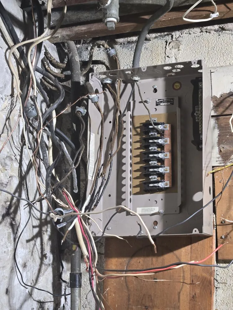 Slide of Carl Robinson Electric