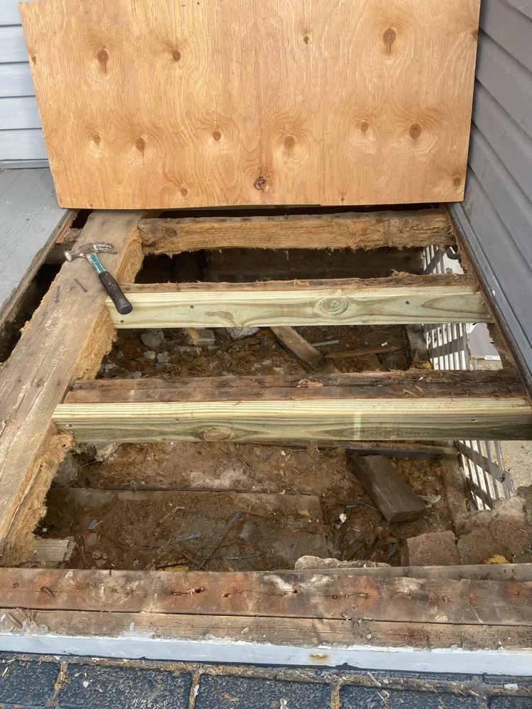 Slide of Carlos Electric