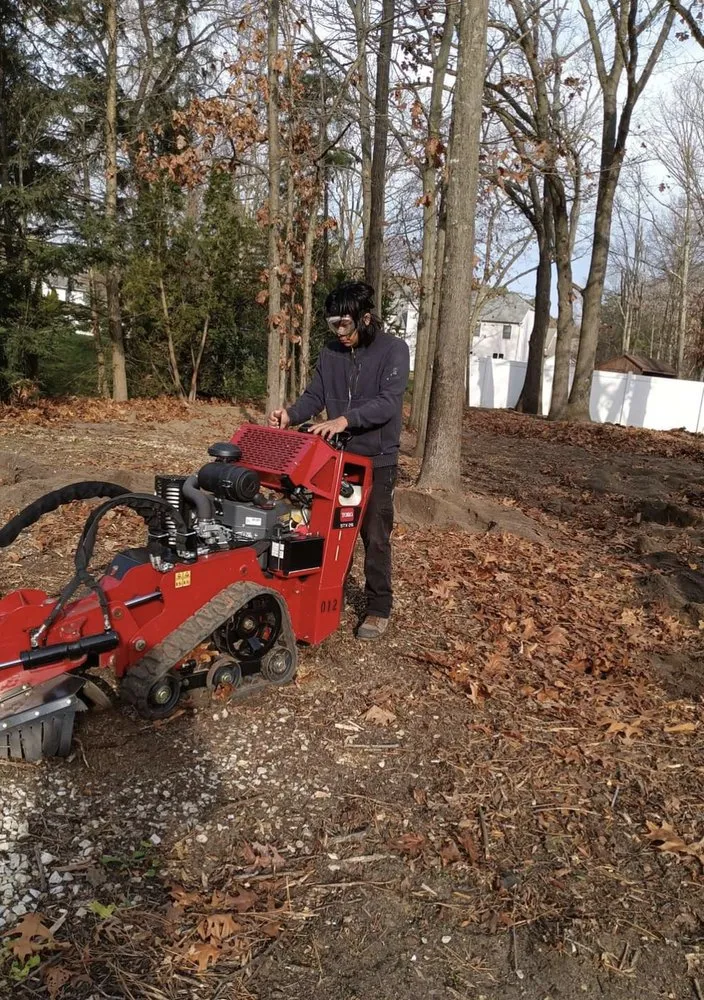 Certified electrician providing outlet and switch repair in Pennsauken Township, NJ - Carlos Landscaping & Handyman