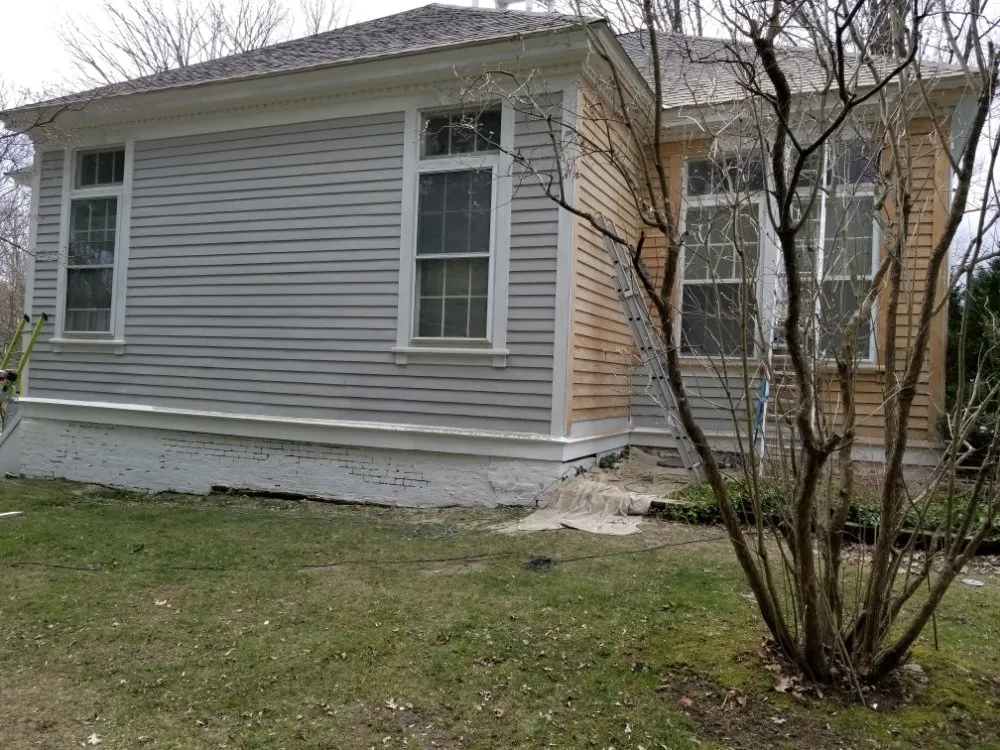 Slide of Carlos Lucas