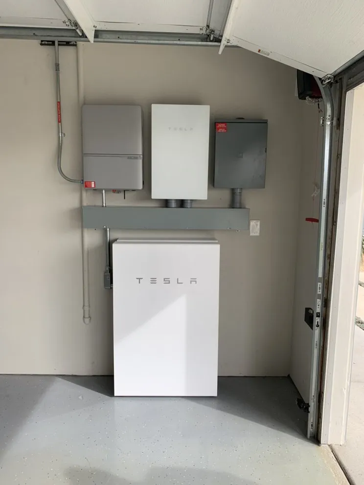 Reliable electrician providing circuit breaker repair in Carlsbad, CA - Carlsbad Electrical Services