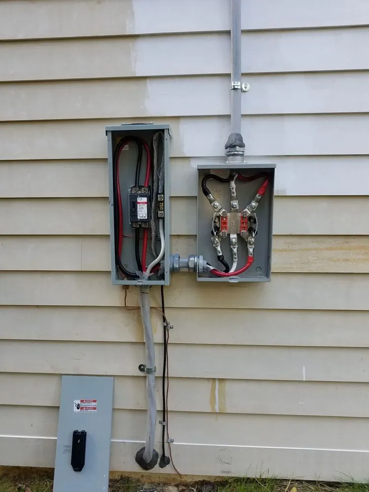 Slide of Carmona Electric