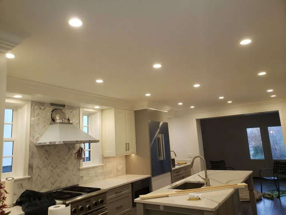 Slide of Carmona Electric