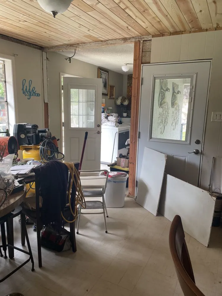 Slide of Carnahan’s Quality Paint Job