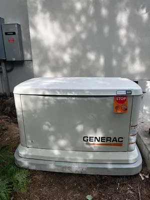 Carolina Electric Pro's Logo