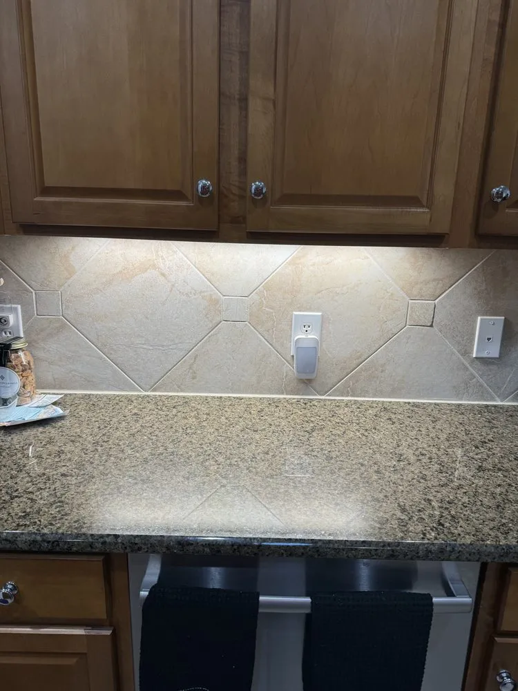 Affordable electrician providing wiring installation in , 