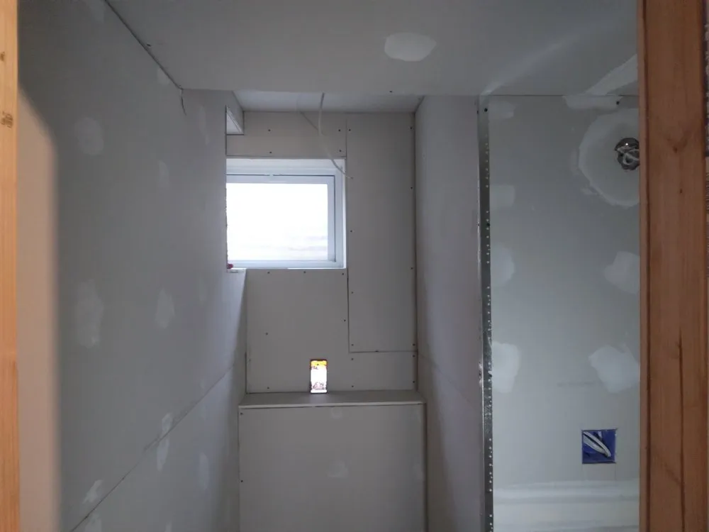 Reliable circuit breaker repair service in ,  - Carpentry and Electrical