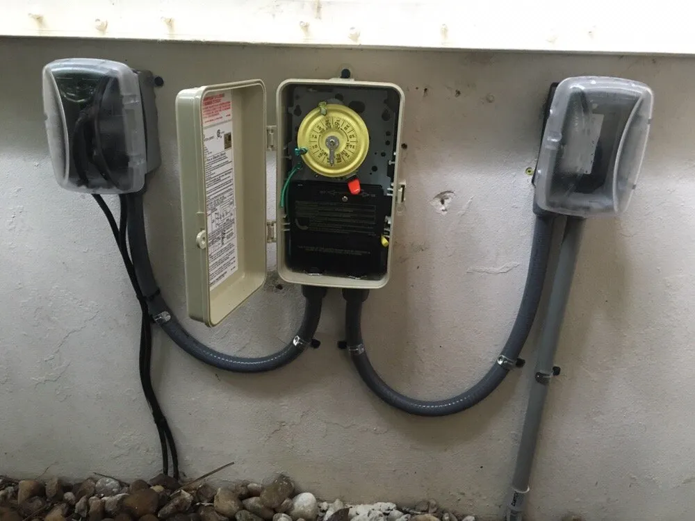 Slide of Carrandi Electric Services