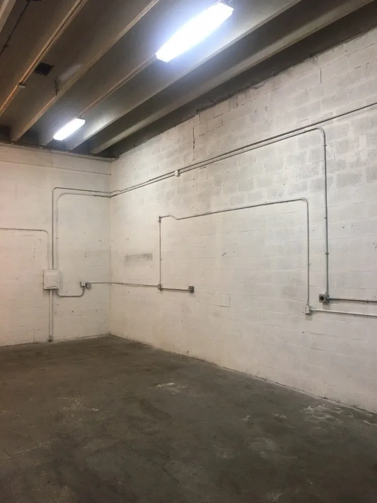 Slide of Carrandi Electric Services