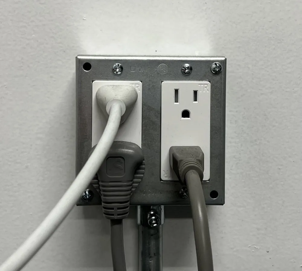 Slide of Carranza Electric