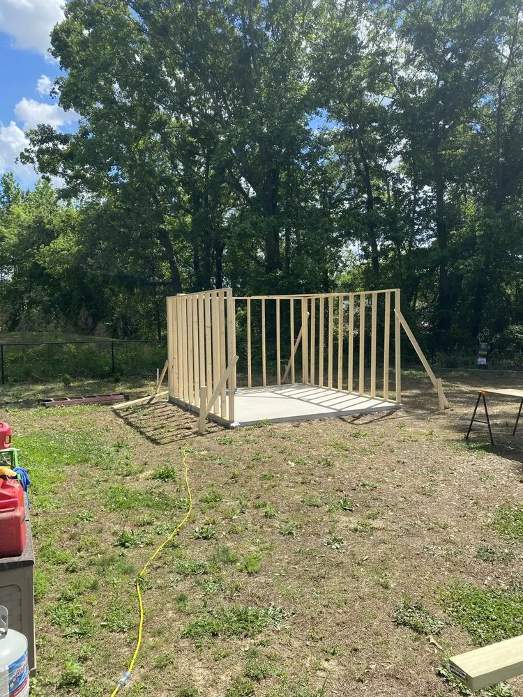 Expert electrician providing electrical repair in ,