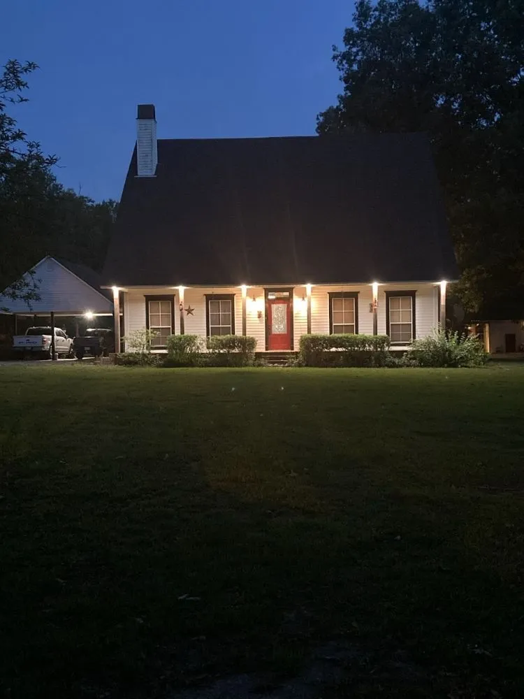 Slide of Carver Services and Tech