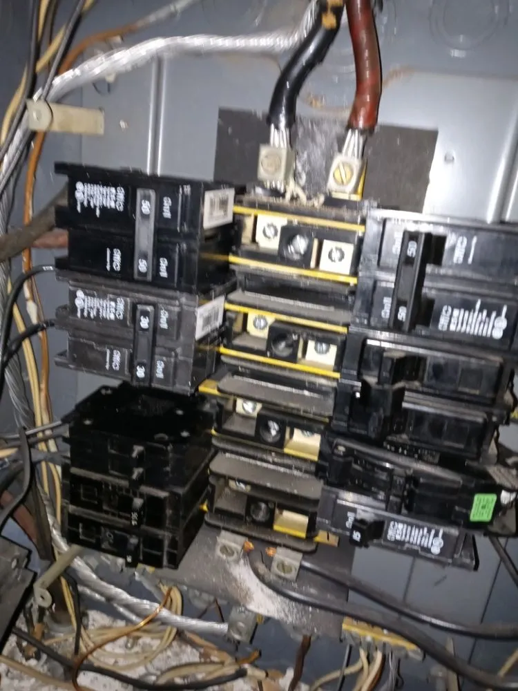 Slide of Caryn's Innovative Handy Svs