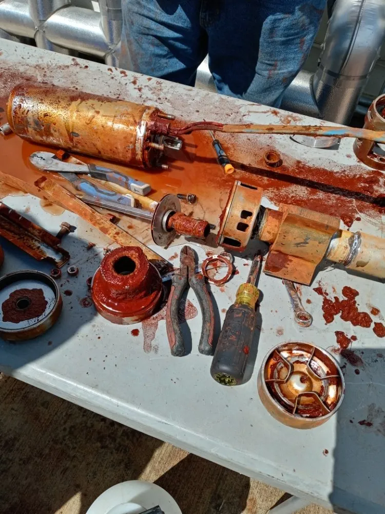 Slide of Caryn's Innovative Handy Svs