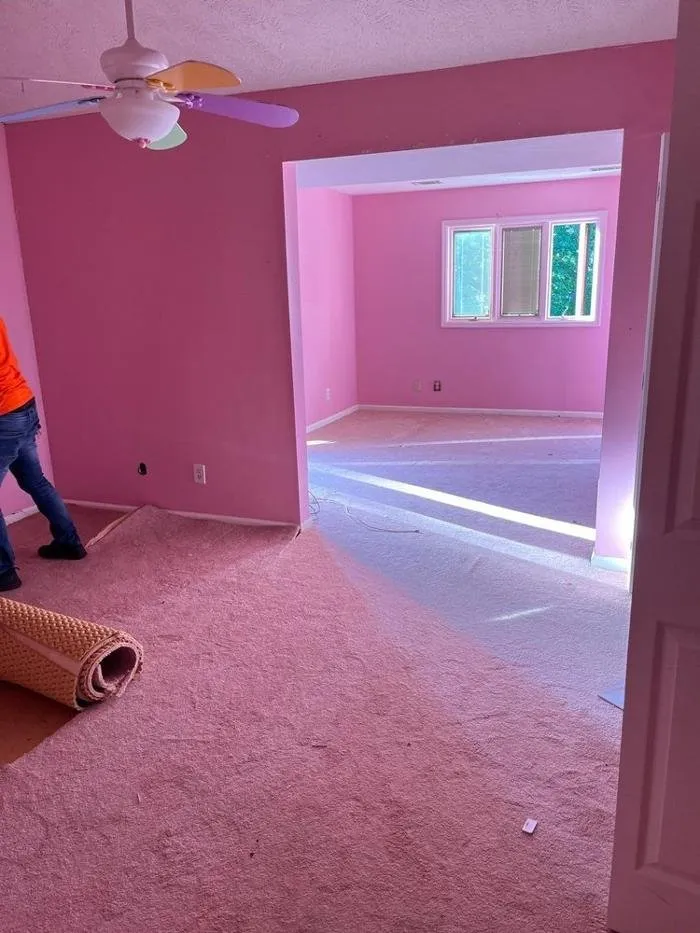 Licensed lighting installation in ,  by Casas Properties