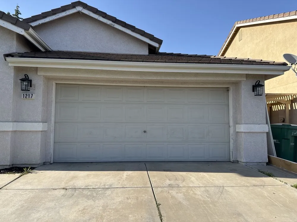 Slide of Case Power Solutions