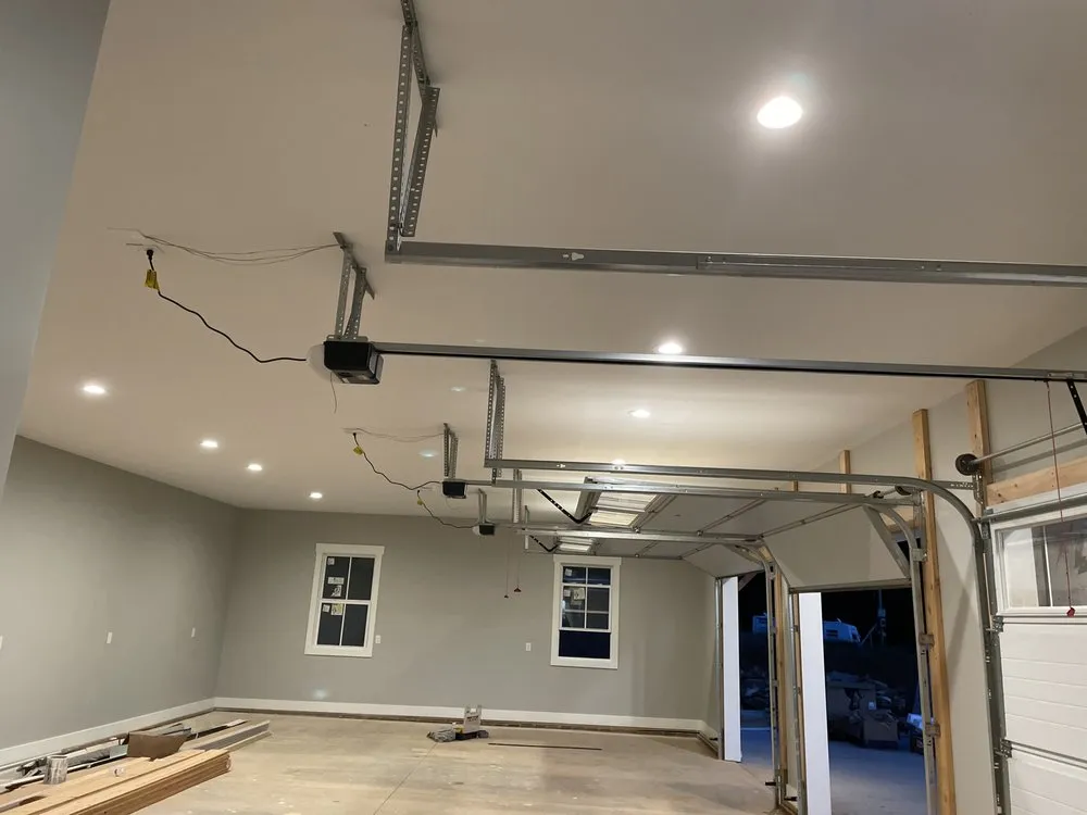 Slide of Cassy Electric