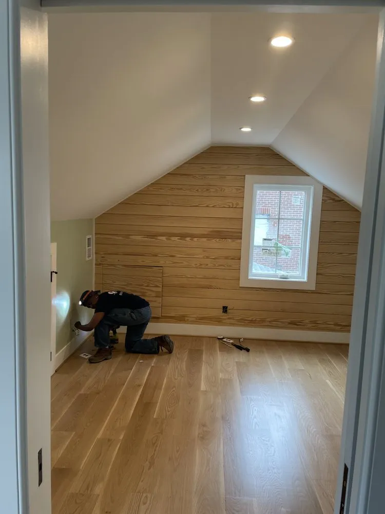 Slide of Cassy Electric